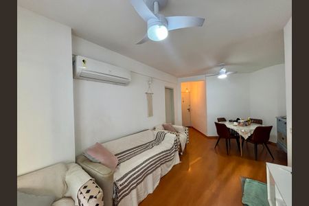 Apartamento à venda com 105m², 3 quartos e 2 vagas Apartamento à venda com 105m², 3 quartos e 2 vagasSala
