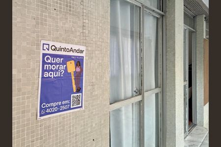 Apartamento à venda com 105m², 3 quartos e 2 vagas Apartamento à venda com 105m², 3 quartos e 2 vagasPlaca