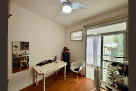 Apartamento à venda com 105m², 3 quartos e 2 vagas Apartamento à venda com 105m², 3 quartos e 2 vagasQuarto 1