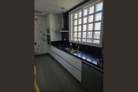 Apartamento à venda com 197m², 3 quartos e 2 vagas Apartamento à venda com 197m², 3 quartos e 2 vagasFoto 24