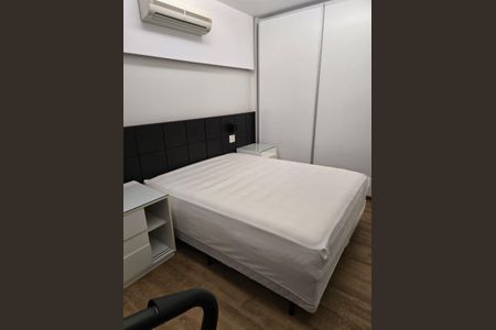 Apartamento à venda com 197m², 3 quartos e 2 vagas Apartamento à venda com 197m², 3 quartos e 2 vagasFoto 07