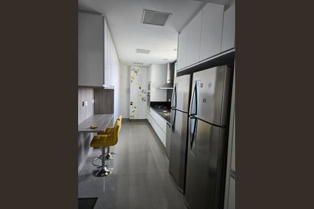 Apartamento à venda com 197m², 3 quartos e 2 vagas Apartamento à venda com 197m², 3 quartos e 2 vagasFoto 18
