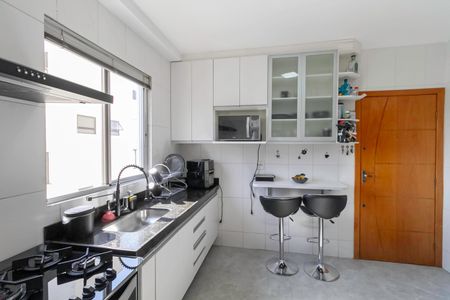 Apartamento à venda com 100m², 3 quartos e 2 vagasCozinha