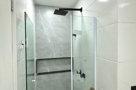 Apartamento à venda com 55m², 1 quarto e sem vaga Apartamento à venda com 55m², 1 quarto e sem vagaBanheiro Social