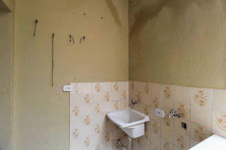 Casa para alugar com 60m², 1 quarto e sem vagaÁrea de Serviço