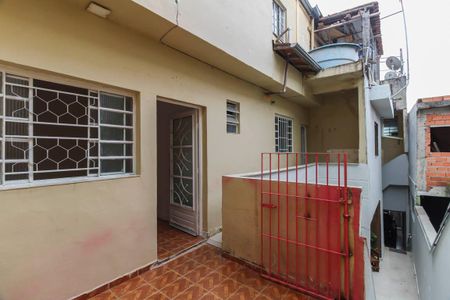 Casa para alugar com 60m², 1 quarto e sem vagaQuintal