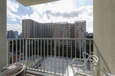 Varanda de kitnet/studio à venda com 1 quarto, 21m² em Indianópolis, São Paulo