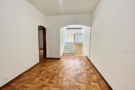 Casa para alugar com 150m², 3 quartos e 1 vaga Casa para alugar com 150m², 3 quartos e 1 vagaSala