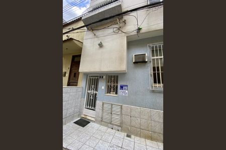 Casa para alugar com 150m², 3 quartos e 1 vaga Casa para alugar com 150m², 3 quartos e 1 vagaFachada