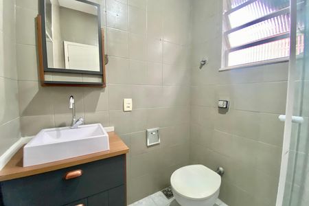 Casa para alugar com 150m², 3 quartos e 1 vaga Casa para alugar com 150m², 3 quartos e 1 vagaBanheiro 2