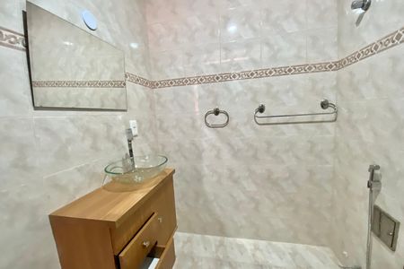Casa para alugar com 150m², 3 quartos e 1 vaga Casa para alugar com 150m², 3 quartos e 1 vagaBanheiro 1