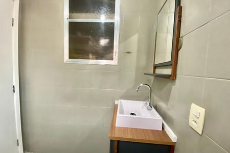 Casa para alugar com 150m², 3 quartos e 1 vaga Casa para alugar com 150m², 3 quartos e 1 vagaBanheiro 2
