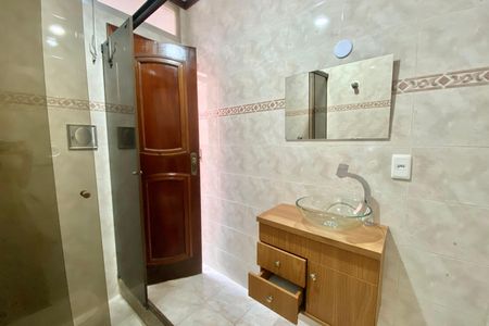 Casa para alugar com 150m², 3 quartos e 1 vaga Casa para alugar com 150m², 3 quartos e 1 vagaBanheiro 1