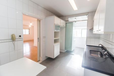 Apartamento para alugar com 139m², 3 quartos e 3 vagasCozinha