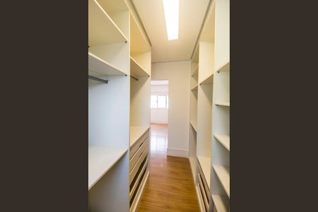 Apartamento para alugar com 139m², 3 quartos e 3 vagasCloset da suíte 1