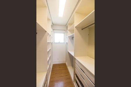 Apartamento para alugar com 139m², 3 quartos e 3 vagasCloset da suíte 1