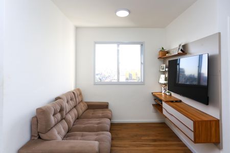 Sala de apartamento para alugar com 2 quartos, 41m² em Parque Arariba, São Paulo