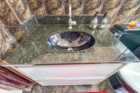 Apartamento à venda com 69m², 2 quartos e 1 vagaBanheiro Social