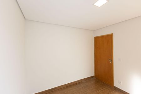 Casa de condomínio à venda com 126m², 2 quartos e 3 vagas Casa de condomínio à venda com 126m², 2 quartos e 3 vagasSuíte