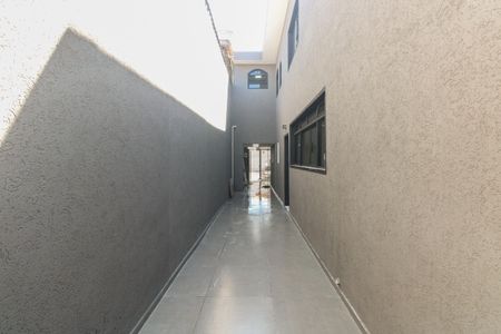 Casa à venda com 216m², 3 quartos e 2 vagas Casa à venda com 216m², 3 quartos e 2 vagasQuintal