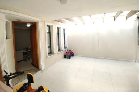 Casa à venda com 95m², 3 quartos e 2 vagas Casa à venda com 95m², 3 quartos e 2 vagasFoto 22