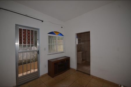 Quarto de casa para alugar com 1 quarto, 50m² em Campo Grande, Rio de Janeiro