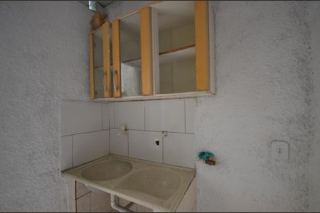 Casa para alugar com 50m², 1 quarto e sem vagaÁrea de Serviço