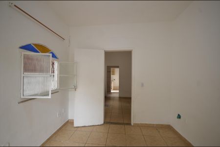 Sala de casa para alugar com 1 quarto, 50m² em Campo Grande, Rio de Janeiro