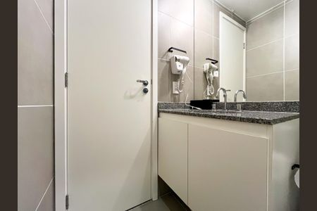 Apartamento para alugar com 28m², 1 quarto e sem vaga Apartamento para alugar com 28m², 1 quarto e sem vagaBanheiro Social