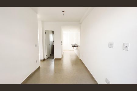 Sala de apartamento à venda com 2 quartos, 38m² em Chora Menino, São Paulo