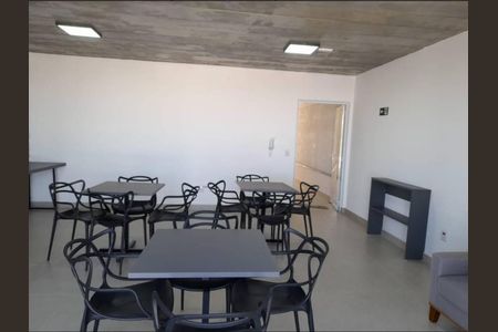 Apartamento à venda com 38m², 2 quartos e sem vagaÁrea comum - Churrasqueira