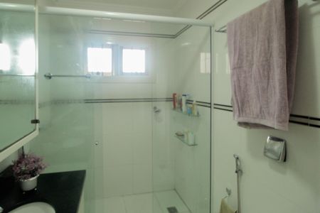 Casa para alugar com 281m², 3 quartos e 2 vagasBanheiro da Suíte