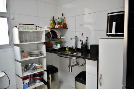 Casa à venda com 350m², 3 quartos e 2 vagas Casa à venda com 350m², 3 quartos e 2 vagasCozinha