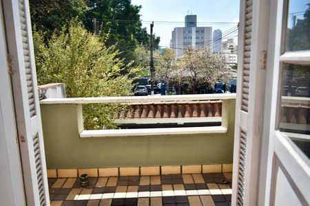 Casa à venda com 350m², 3 quartos e 2 vagas Casa à venda com 350m², 3 quartos e 2 vagasQuarto 1