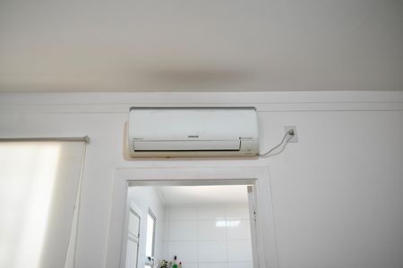 Casa à venda com 350m², 3 quartos e 2 vagas Casa à venda com 350m², 3 quartos e 2 vagasSala