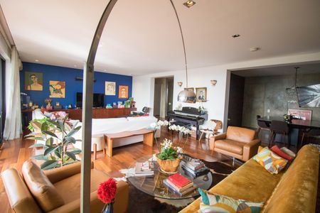 Apartamento à venda com 575m², 4 quartos e 4 vagasSala