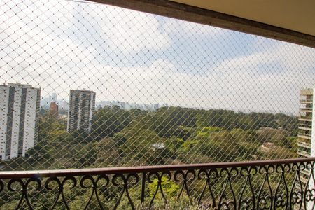 Apartamento à venda com 575m², 4 quartos e 4 vagasVaranda da Sala