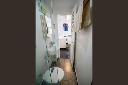 Apartamento à venda com 575m², 4 quartos e 4 vagasBanheiro de Serviço