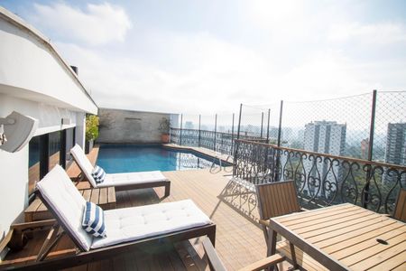 Apartamento à venda com 575m², 4 quartos e 4 vagasCobertura