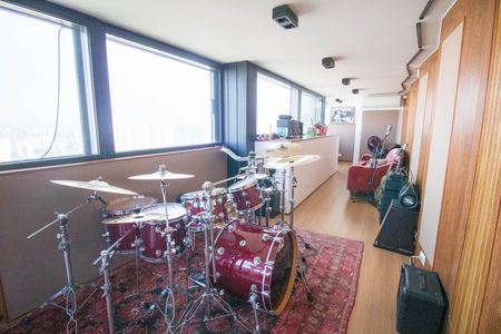 Apartamento à venda com 575m², 4 quartos e 4 vagasCobertura