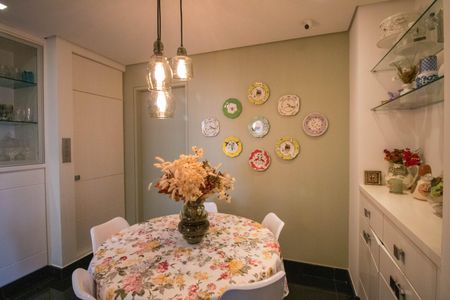 Apartamento à venda com 575m², 4 quartos e 4 vagasCopa