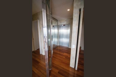 Apartamento à venda com 575m², 4 quartos e 4 vagasSala