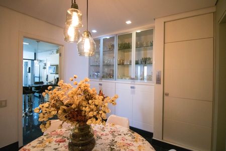 Apartamento à venda com 575m², 4 quartos e 4 vagasCopa