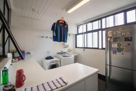 Apartamento à venda com 575m², 4 quartos e 4 vagasÁrea de Serviço