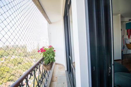 Apartamento à venda com 575m², 4 quartos e 4 vagasVaranda do Quarto 3