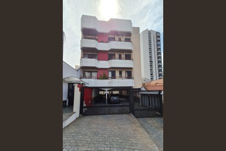 Apartamento à venda com 78m², 3 quartos e 2 vagasFachada e portaria
