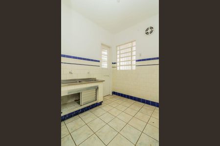 Casa à venda com 613m², 4 quartos e 1 vaga Casa à venda com 613m², 4 quartos e 1 vagaÁrea de Serviço