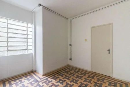 Casa à venda com 613m², 4 quartos e 1 vaga Casa à venda com 613m², 4 quartos e 1 vagaQuarto