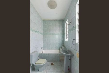 Casa à venda com 613m², 4 quartos e 1 vaga Casa à venda com 613m², 4 quartos e 1 vagaBanheiro 1