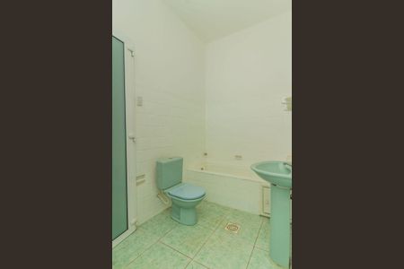 Casa à venda com 613m², 4 quartos e 1 vaga Casa à venda com 613m², 4 quartos e 1 vagaBanheiro 2